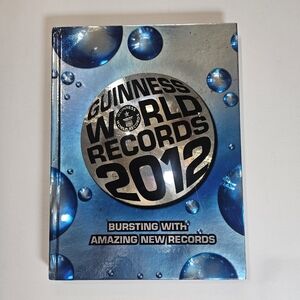 Guiness‎ Book Of World Records 2012 Hardcover